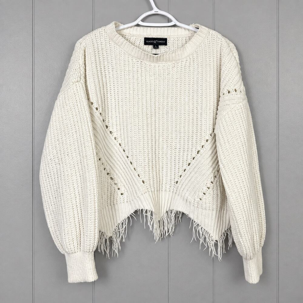 Almost Famous Womens L Cream Chenille Fringe Sweater